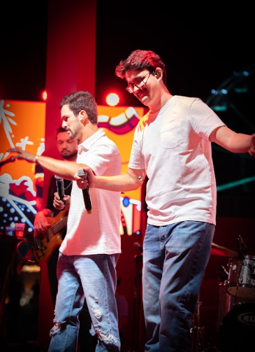 Moda Music Moda Music, selo criado pela Clan DVT e Virgin Music Group, aposta em novos talentos e fortalece a cena sertaneja