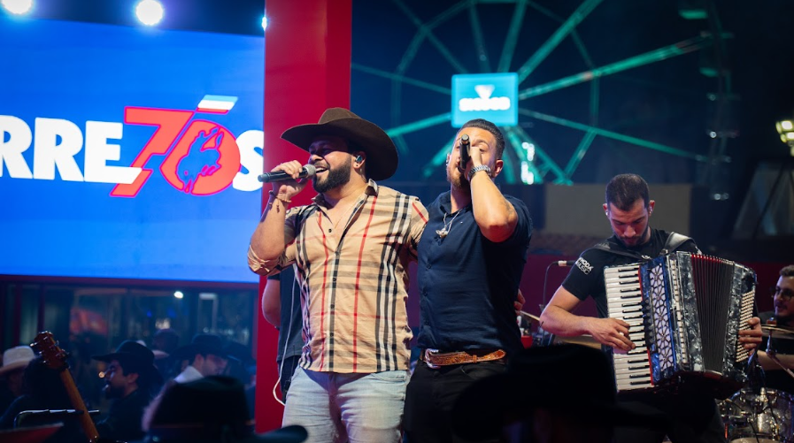 Moda Music Moda Music, selo criado pela Clan DVT e Virgin Music Group, aposta em novos talentos e fortalece a cena sertaneja