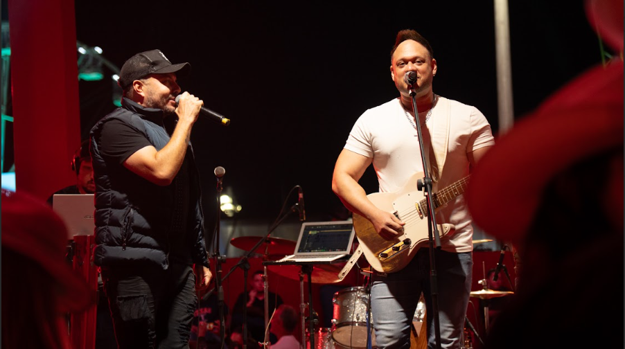 Moda Music Moda Music, selo criado pela Clan DVT e Virgin Music Group, aposta em novos talentos e fortalece a cena sertaneja